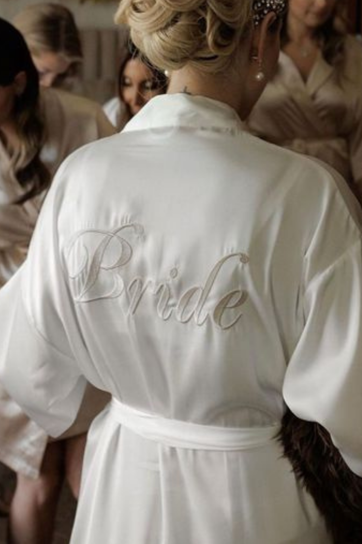 WHITE WINE BRIDAL ROBE