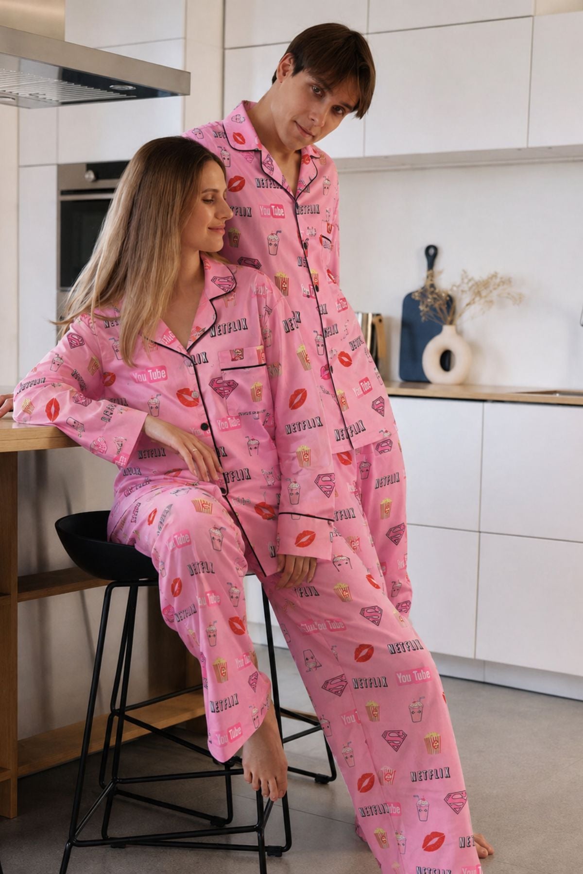 NETFLIX DREAMY PINK COUPLE NIGHTSUITS SET