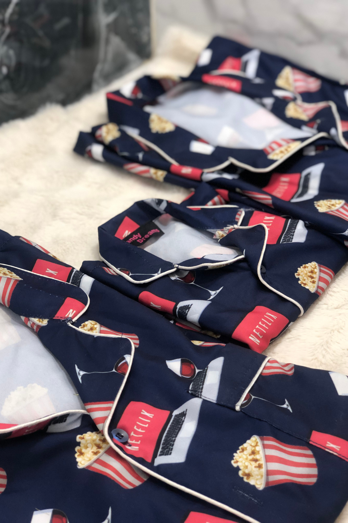 NETFLIX NAPS BOY NIGHTSUITS SET