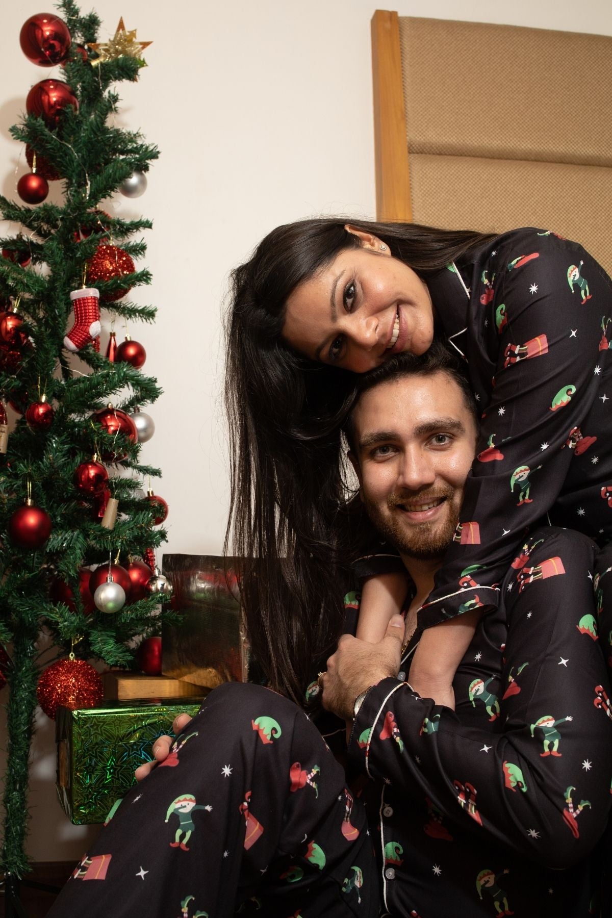 HOLLY JOLLY  GIRL NIGHTSUITS SET