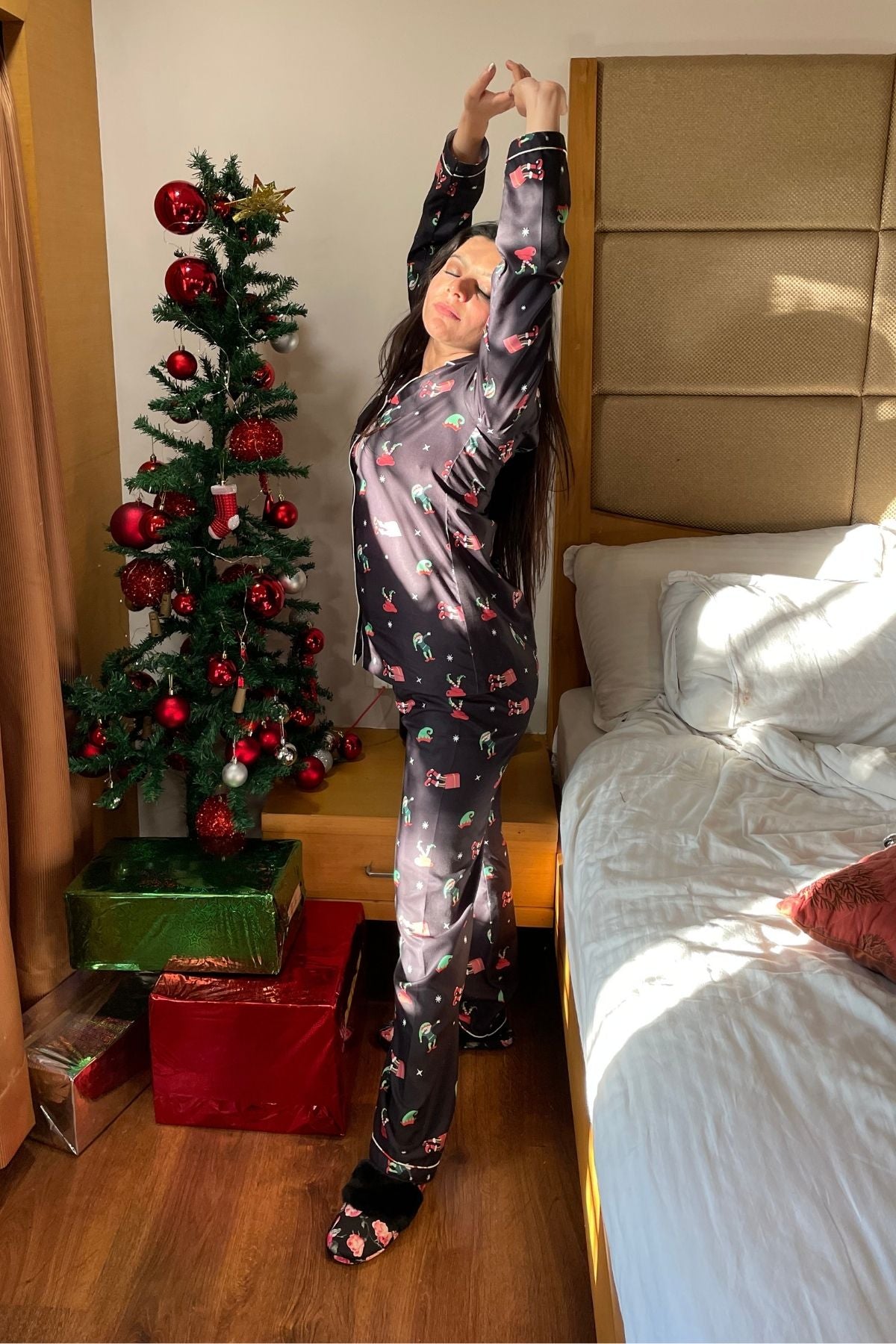 HOLLY JOLLY  FAMILY NIGHTSUITS SET