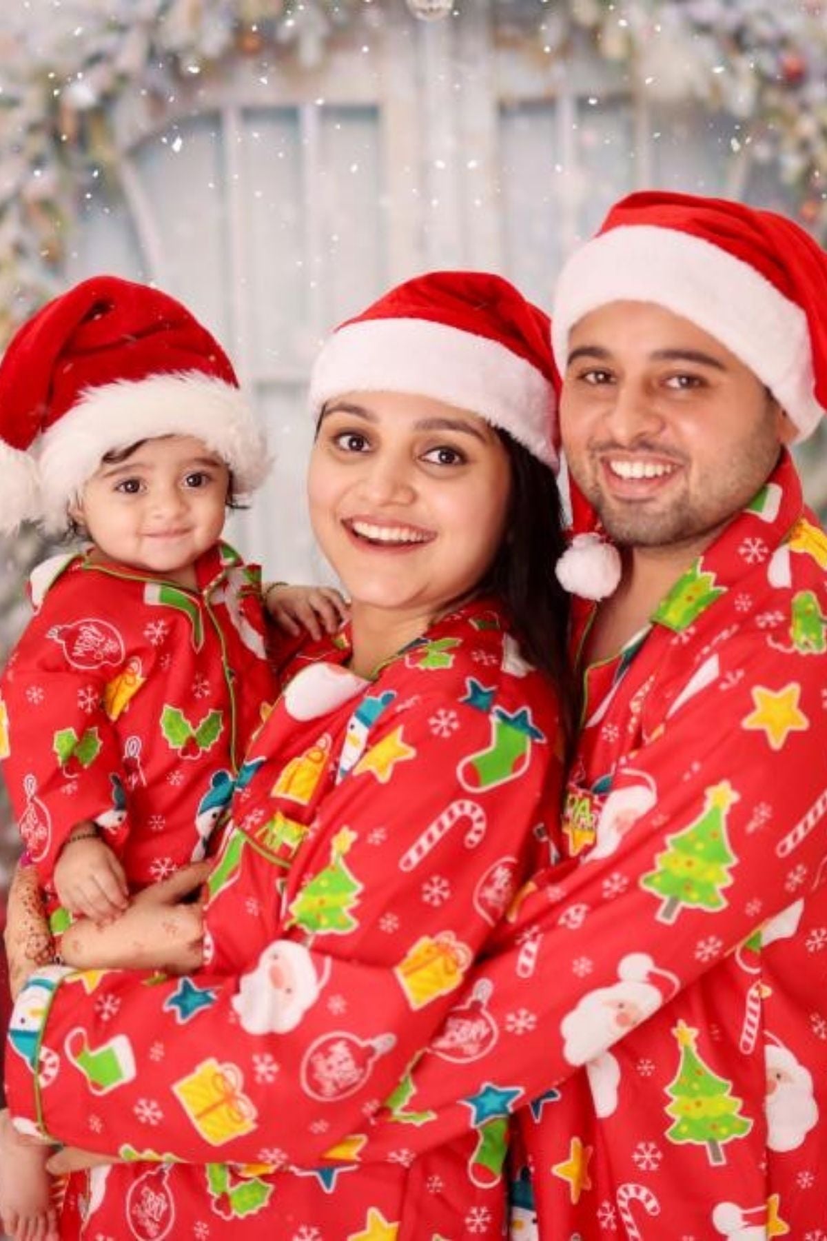 SNOWY SNUGGLES FAMILY NIGHTSUITS SET