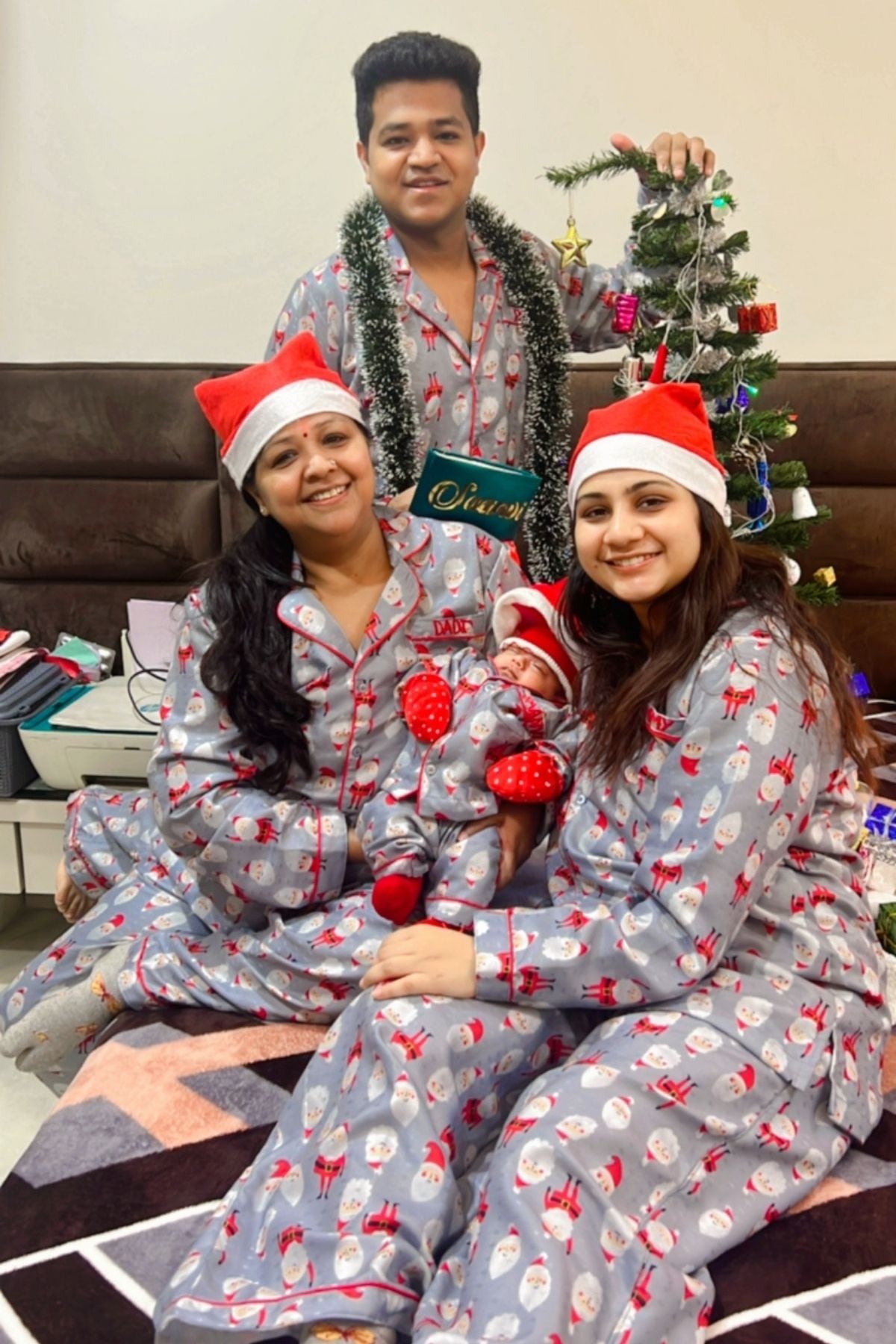 SILVER SANTA GIRL NIGHTSUIT SET