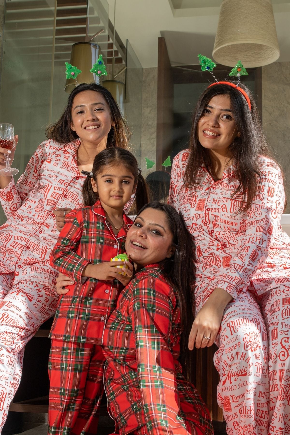 WINTER WONDERLAND GIRL NIGHTSUITS SET