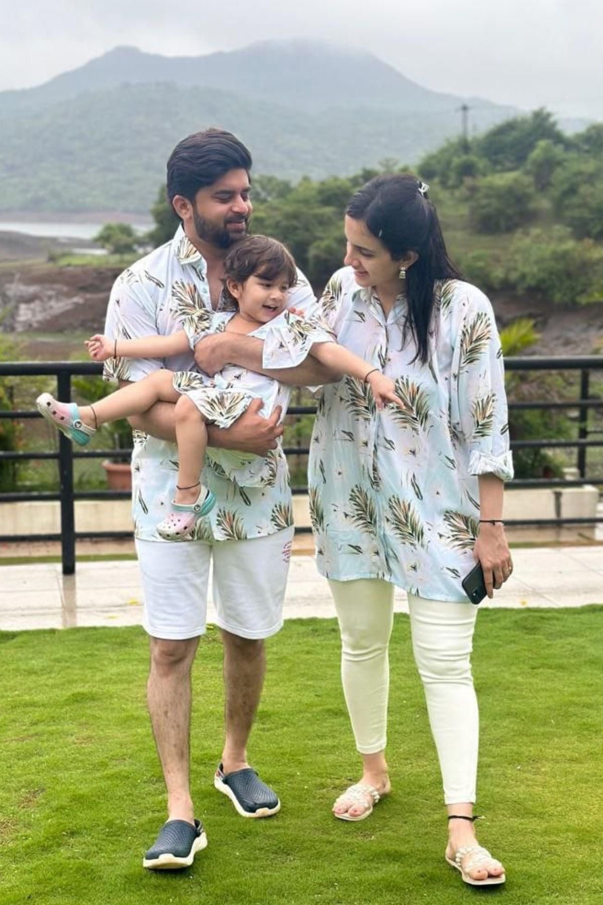 KUMUDA FAMILY SET