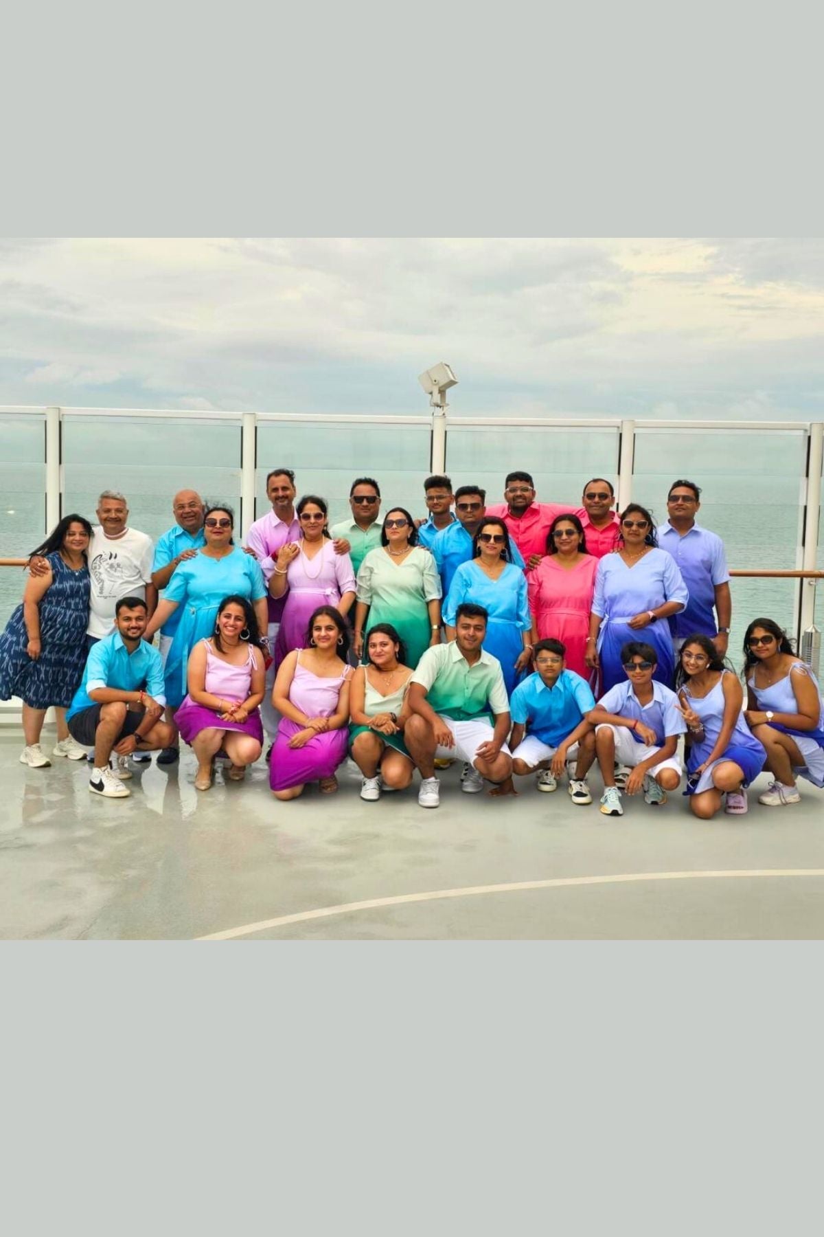 PEACOCK FADE GIRL SPAGHETTI SHOULDER DRESS