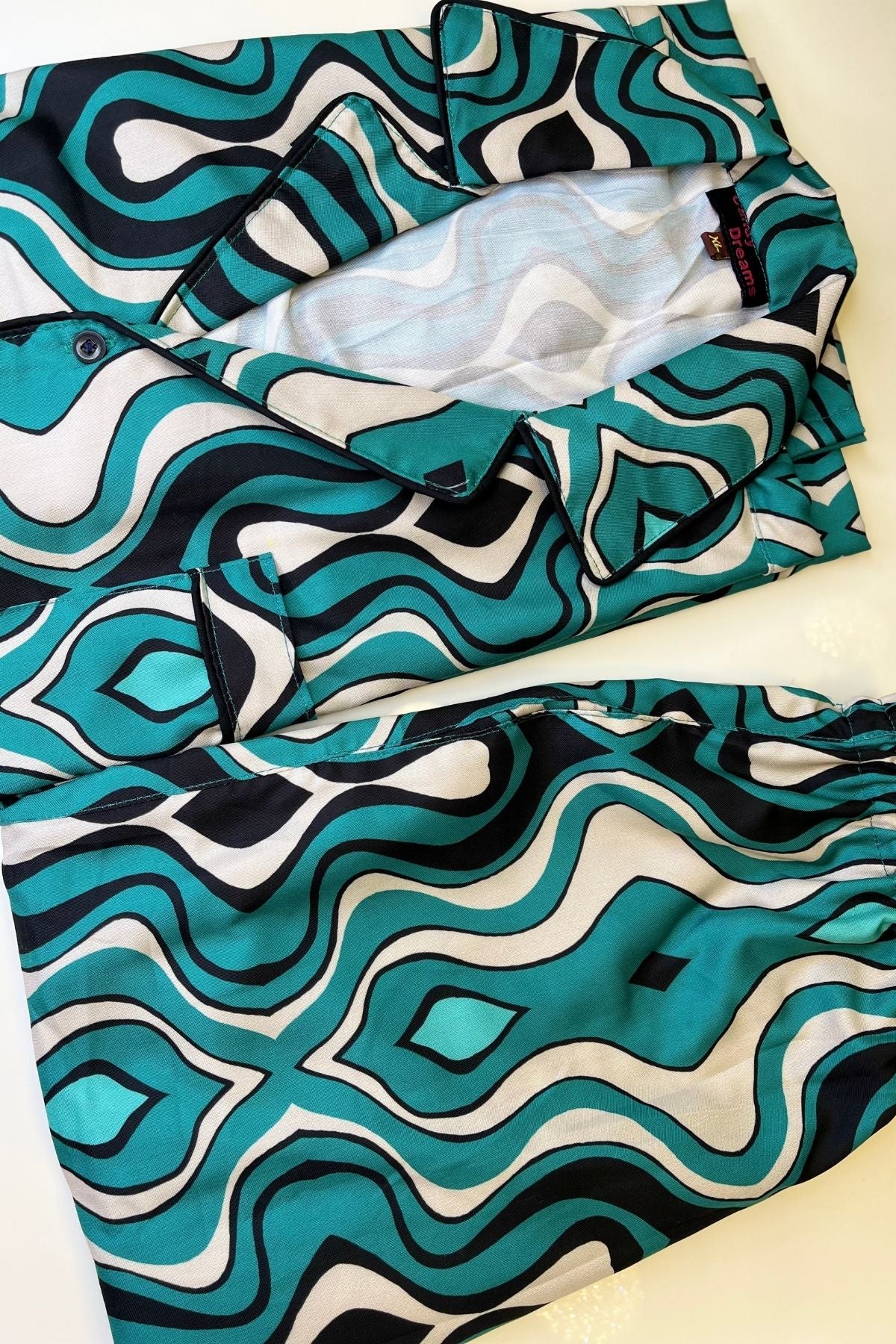 LINEAR FLOW MEN NIGHTSUITS SET