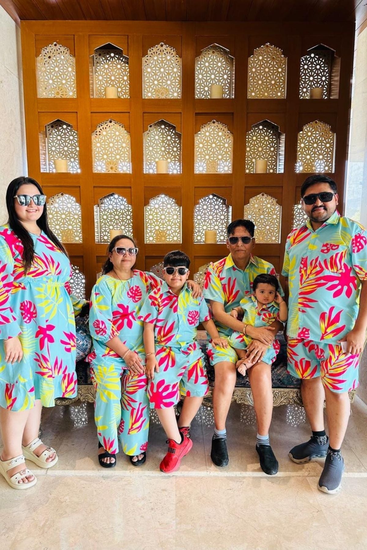 NEON PALM FAMILY SET