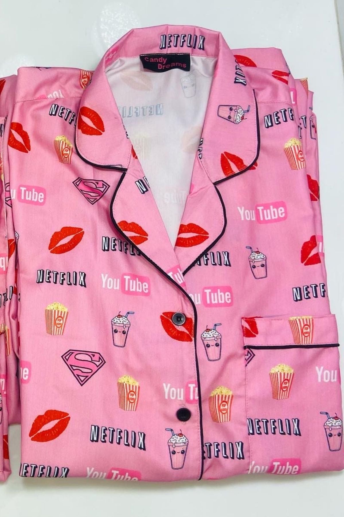 NETFLIX DREAMY PINK COUPLE NIGHTSUITS SET