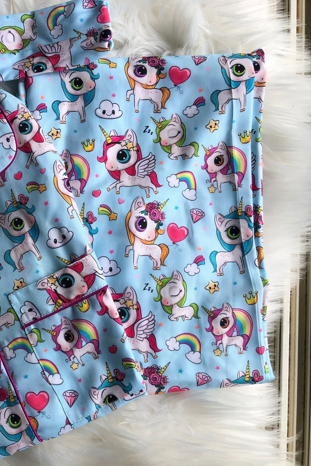 DASHING UNICORN WOMEN NIGHTSUITS SET