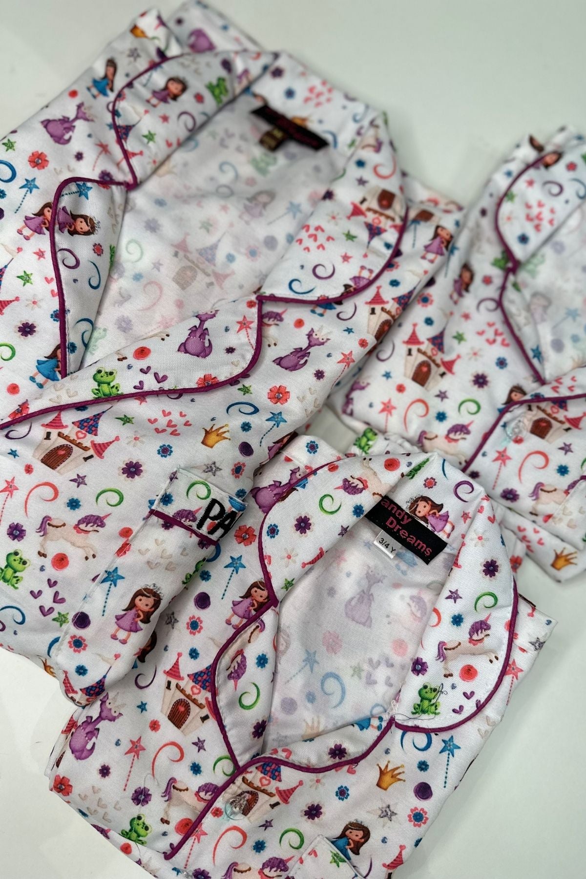 FAIRY-TALE SLUMBER WOMAN NIIGHTSUITS SET