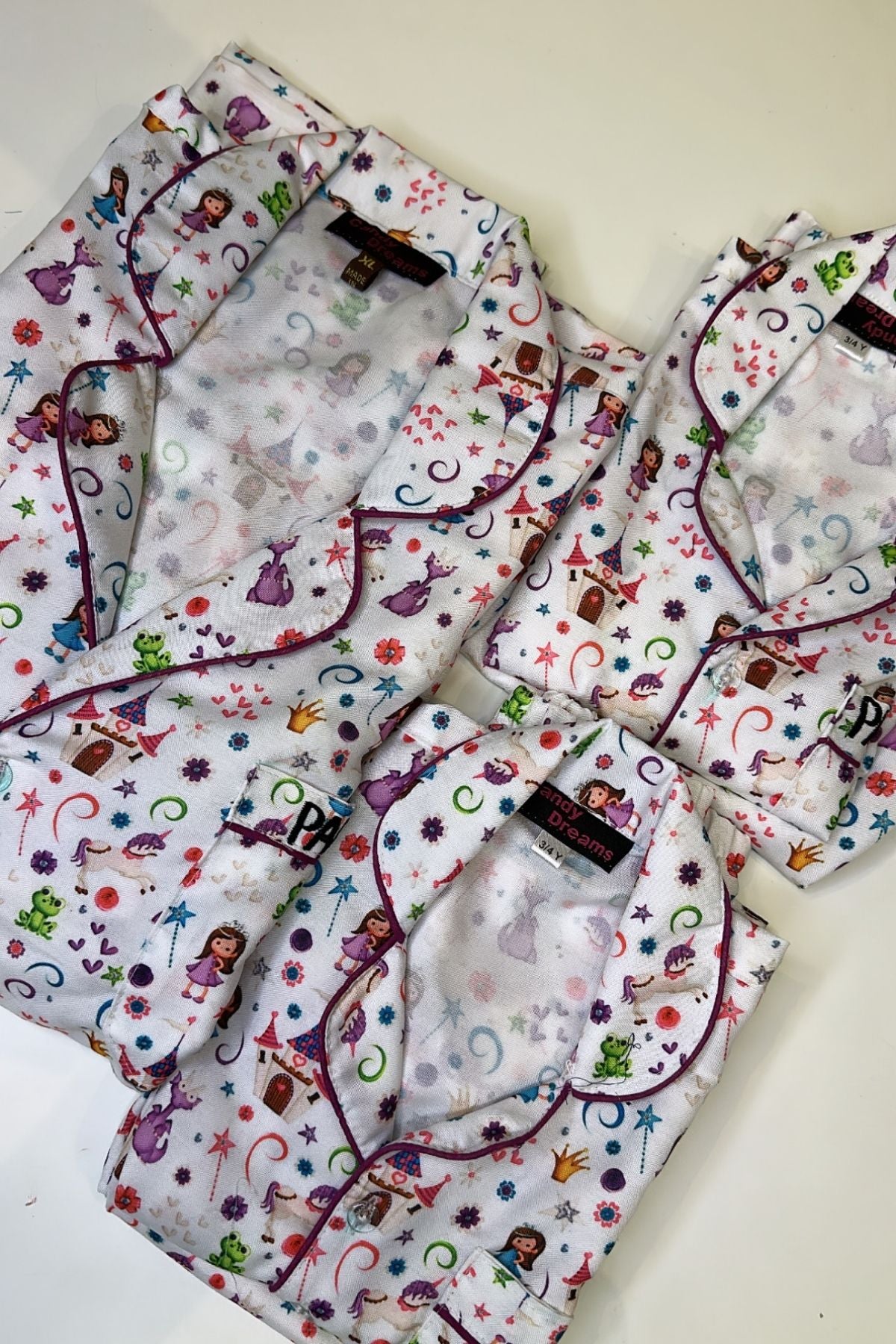 FAIRY-TALE SLUMBER WOMAN NIIGHTSUITS SET