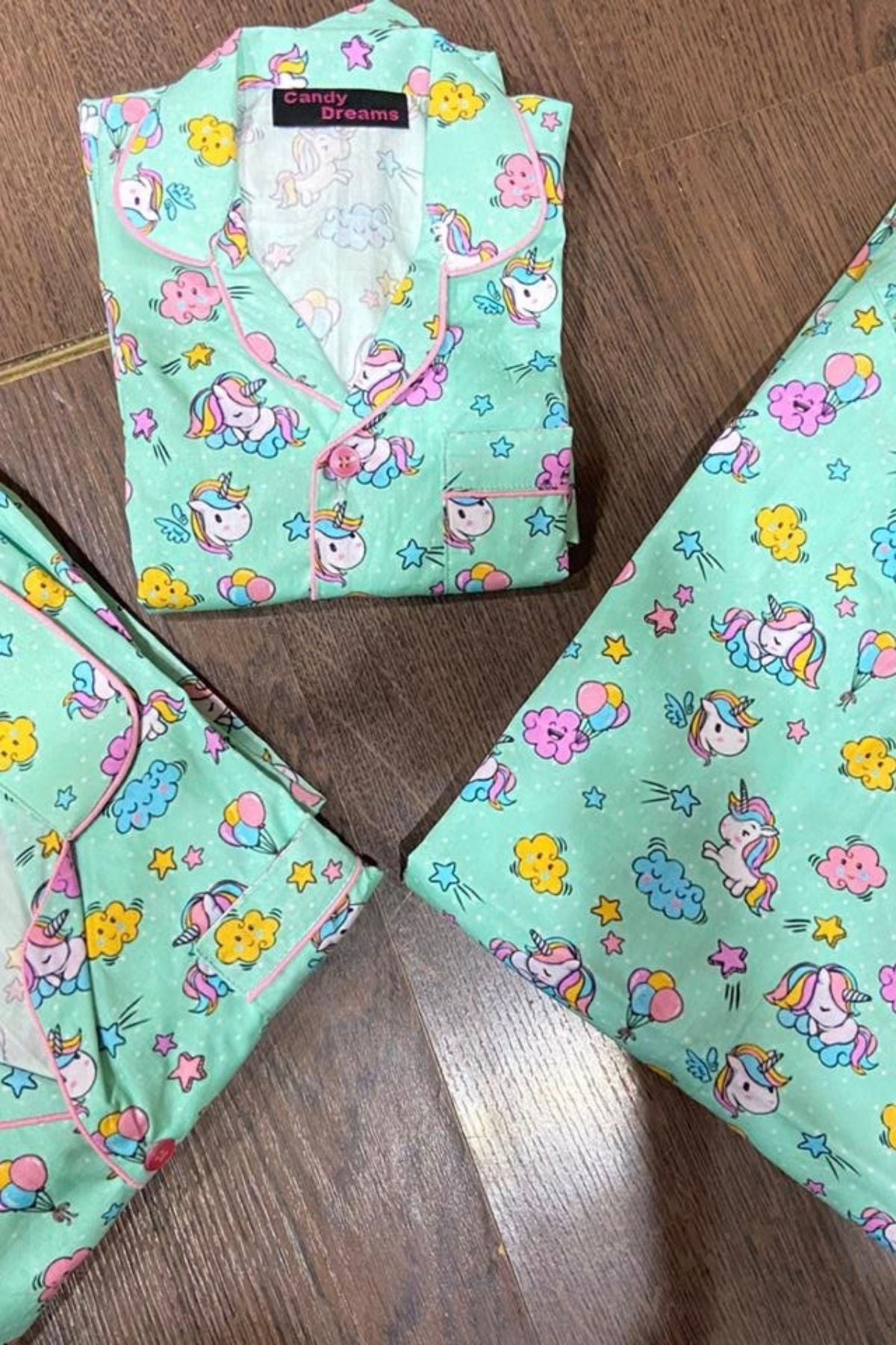 SPARKY UNICORN WOMEN NIGHTSUITS SET